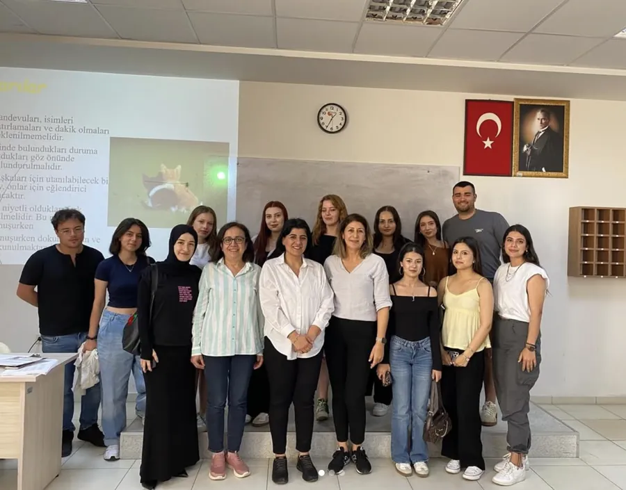 Öğrencilerle